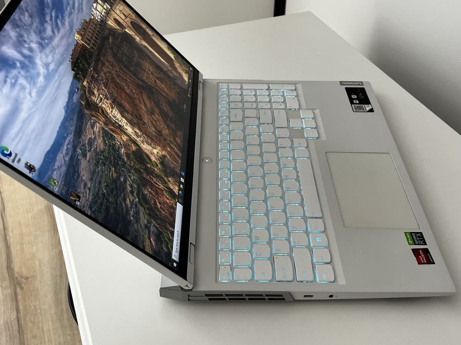 Laptop Gaming Lenovo Legion 5 PRO Ryzen 7 5800H RTX 3070 165Hz WQHD 16gb 512gb SSD White