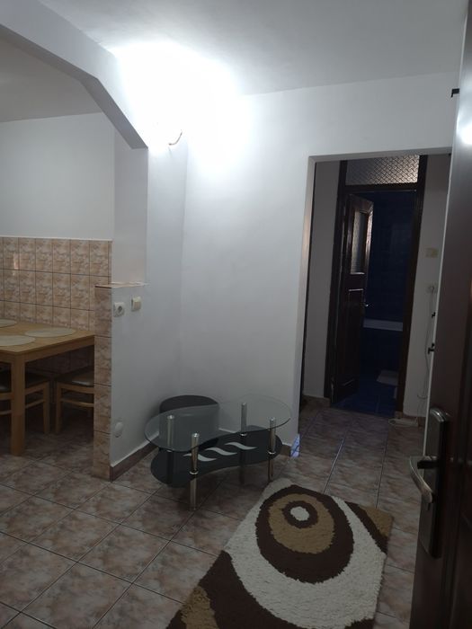 Inchiriez apartament 2 camere Confectii