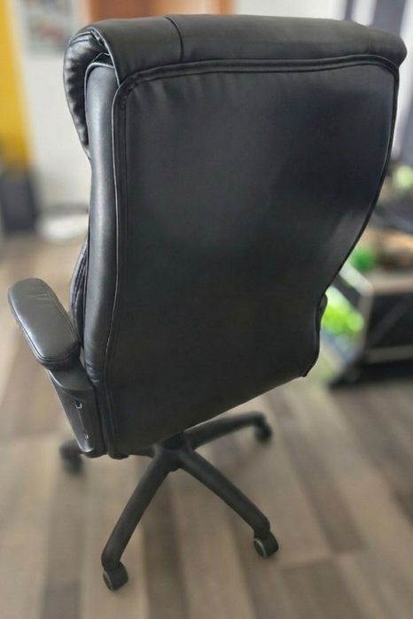 Scaun birou - piele ecologica negru