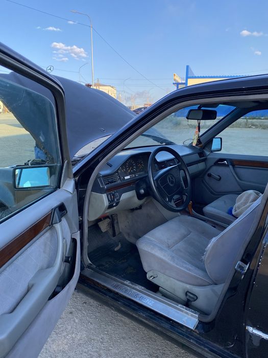 Мерседес 124