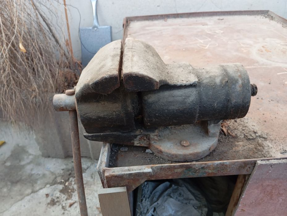 Верстак с тестами металлический