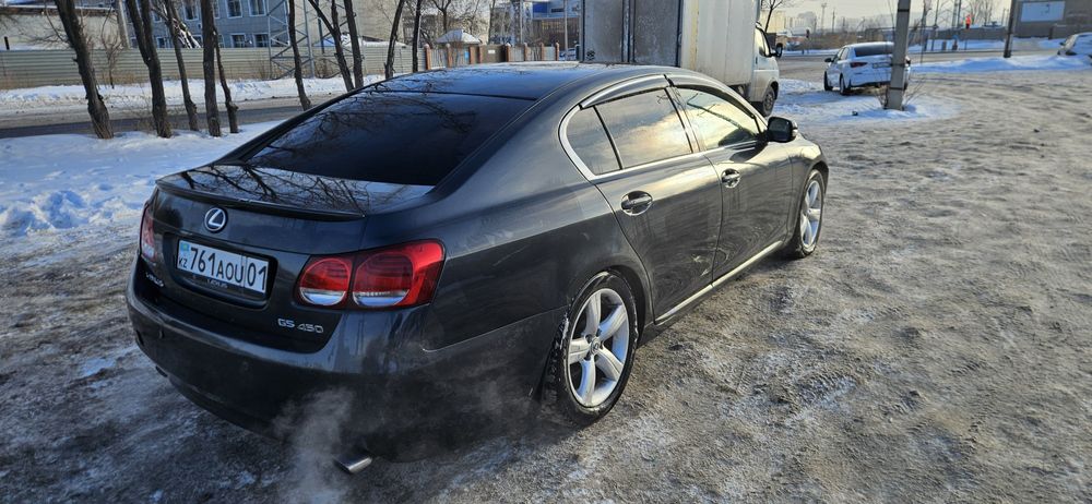 Автомобиль  легковой