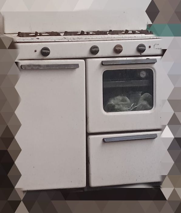 Продам Газ плиту