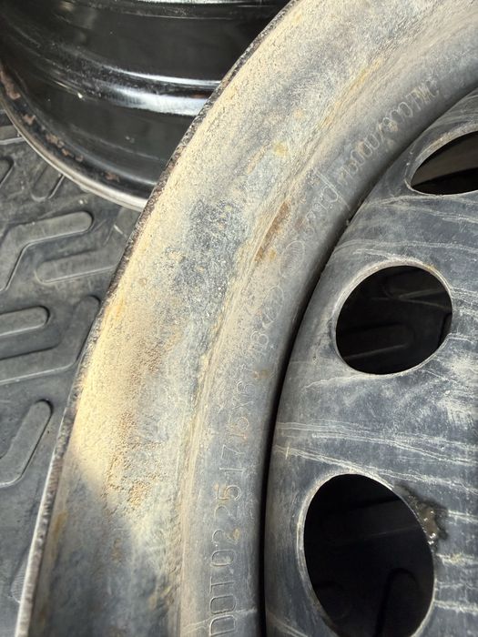 Продам железные диски на акцент