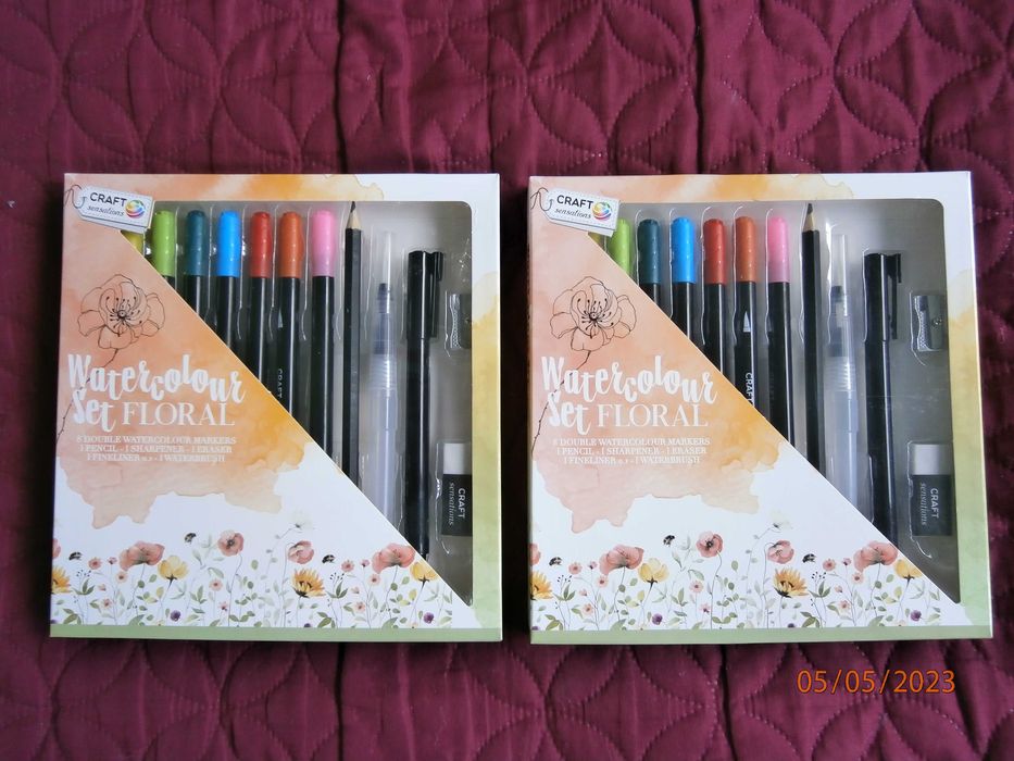 Акварелни скицници,бои,платна,моливи,гуми,телбот-кутийка консумативи.