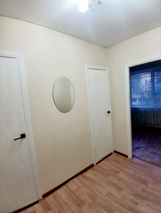 продам 1-ком. 38кв. гарышкер 2-этаж