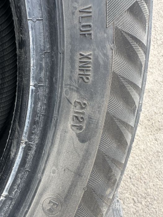 титанка с шигами 4лето 4зима