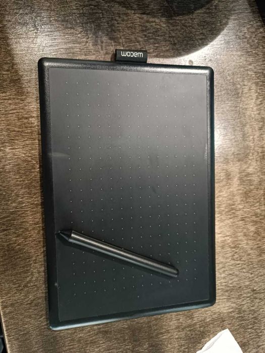 графический планшет Wacom One Medium (CTL-672)