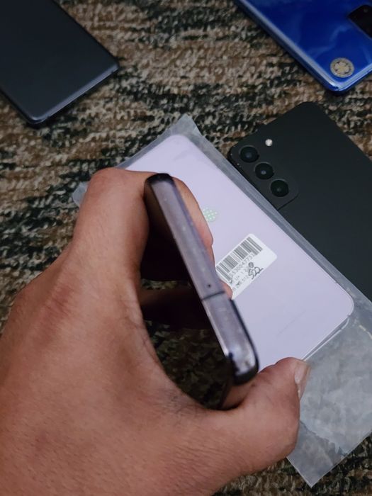 Samsung  S22 5G 8/256gb