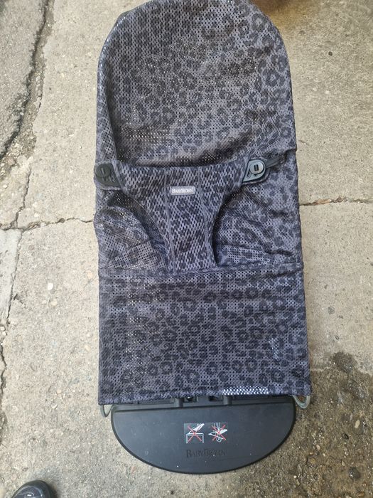 Balansoar BabyBjörn Bliss Mesh – Ediție Limitată Leopard (Ca nou)