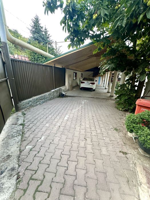 Дом в хорошем районе