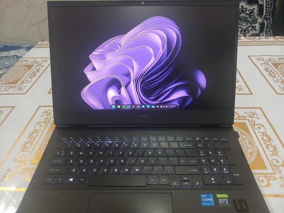 HP OMEN 16 RTX 3050 Ti i5-11400H 16/512GB