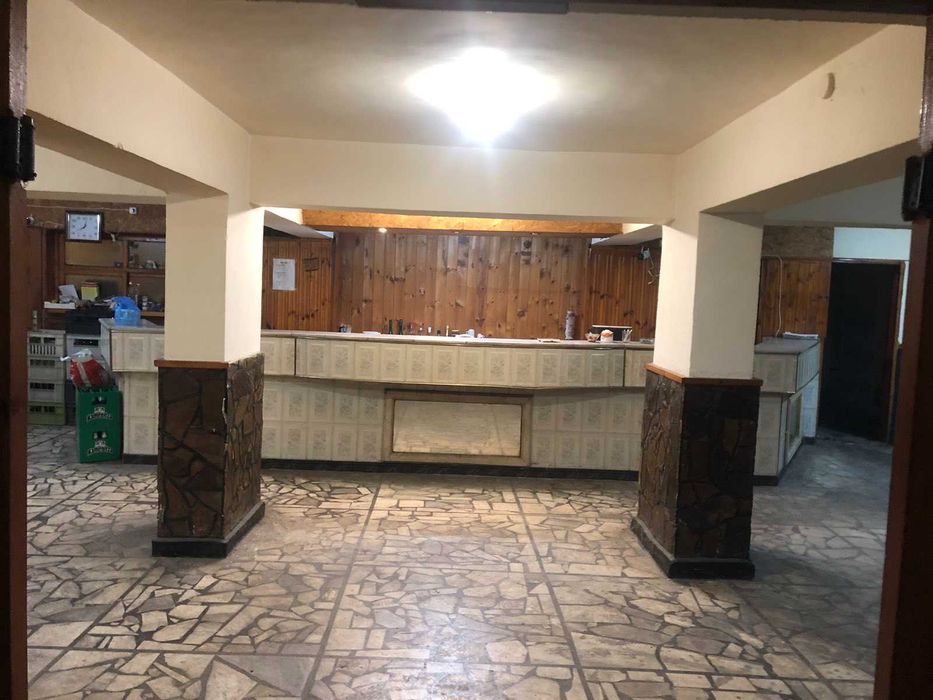 Продавам търговски обект в кв.Славянски Димитровград