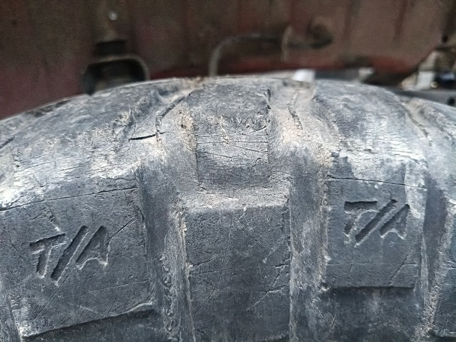 Продаются шины 4шт.