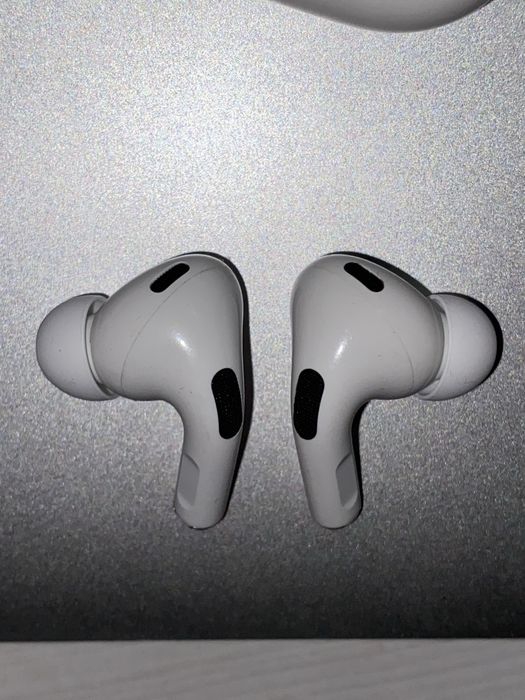 AirPods Pro 2 [4 мес. со дня покупки]