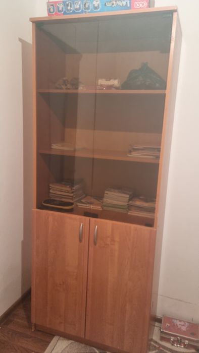 Офисный шкаф сатылады