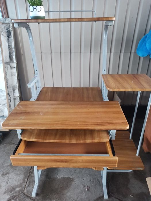 Компьютерный столик