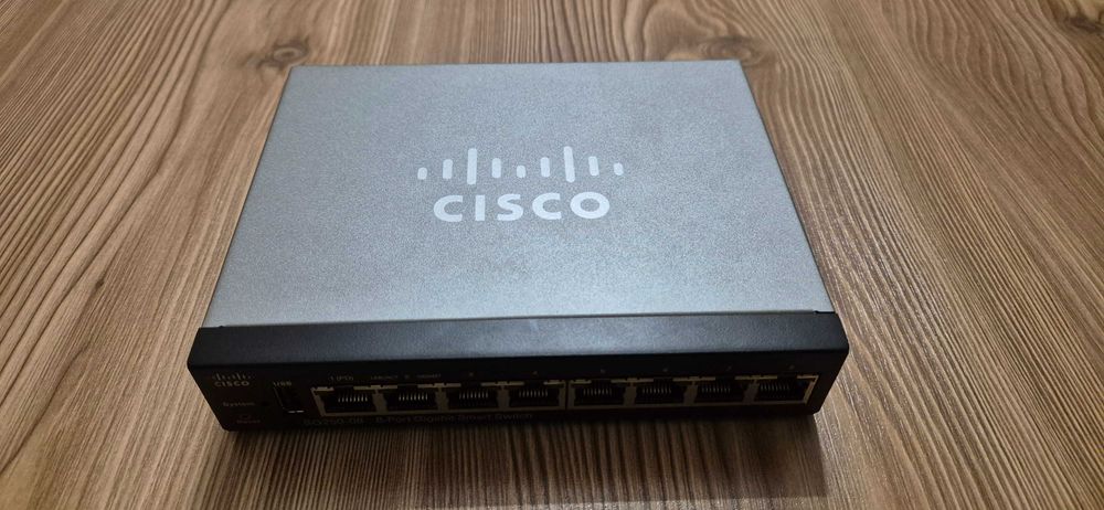 Switch Cisco SG250-08-K9 V01