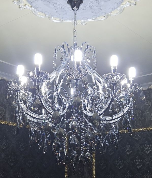 Люстра навесная потолочная