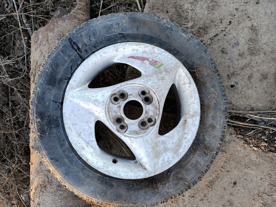 Продам четыре диска