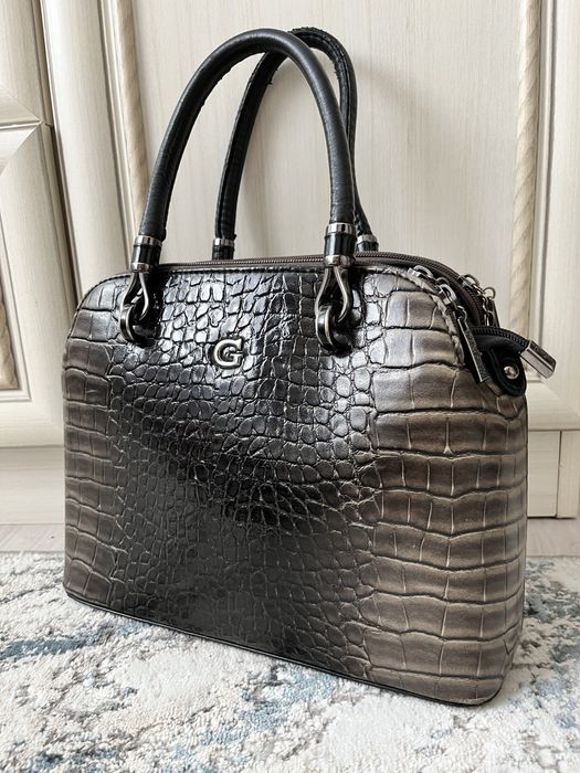 Продам сумки, любая за 4000