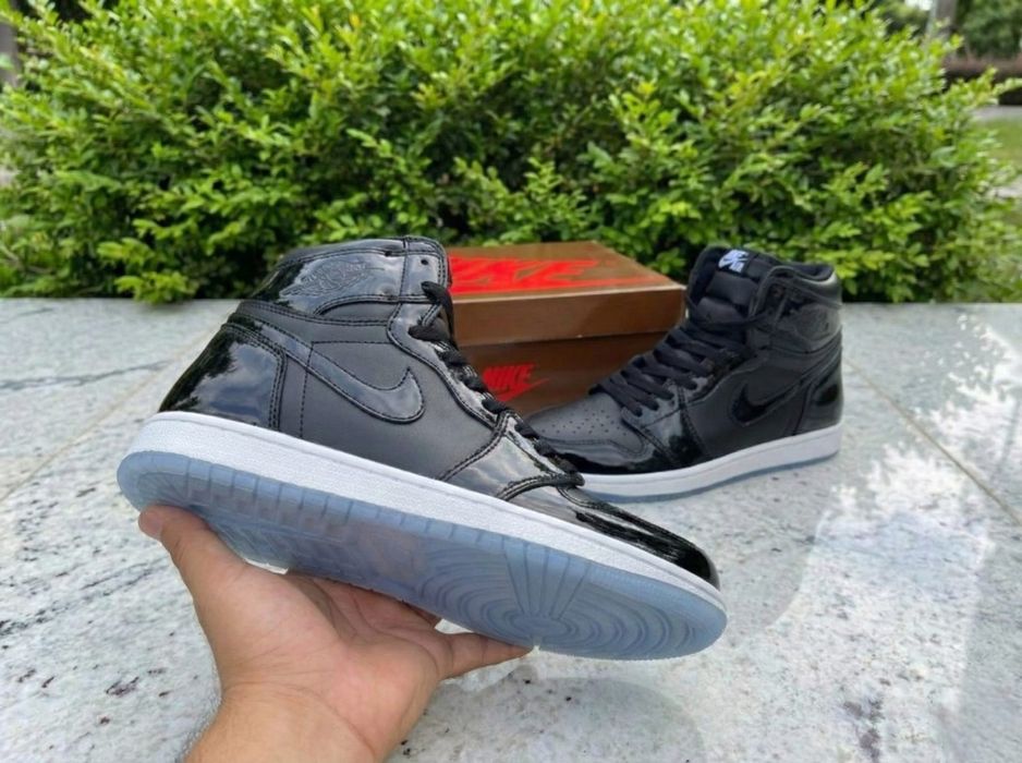Jordan 1 High Space Jam - Model Unisex Premium