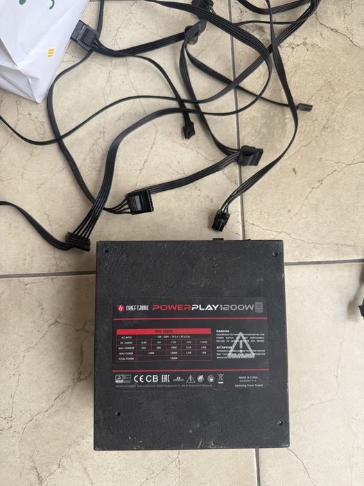 Блок питания Chieftronic Power Play 1200W
