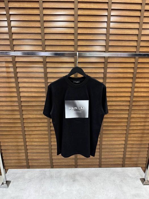 Мъжки тениски различни модели