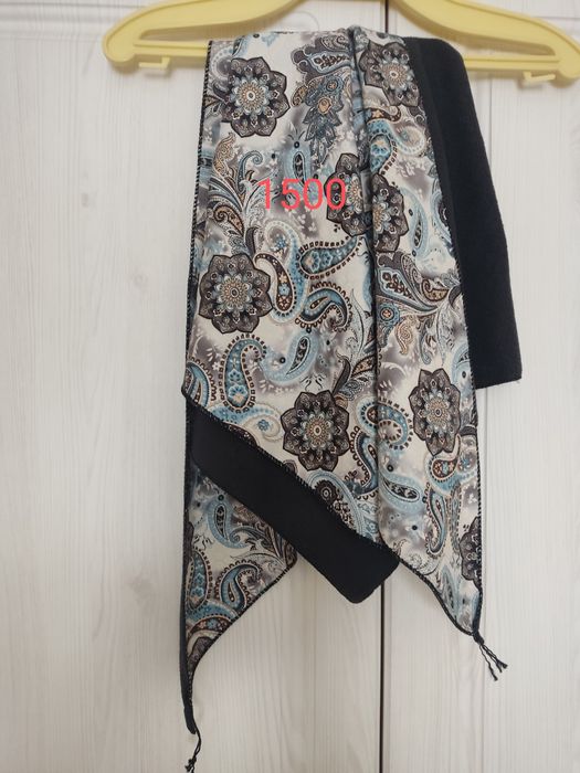 Продам 2 палантина и платок