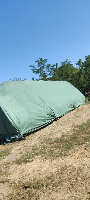 Vând baloți de fân 150/120