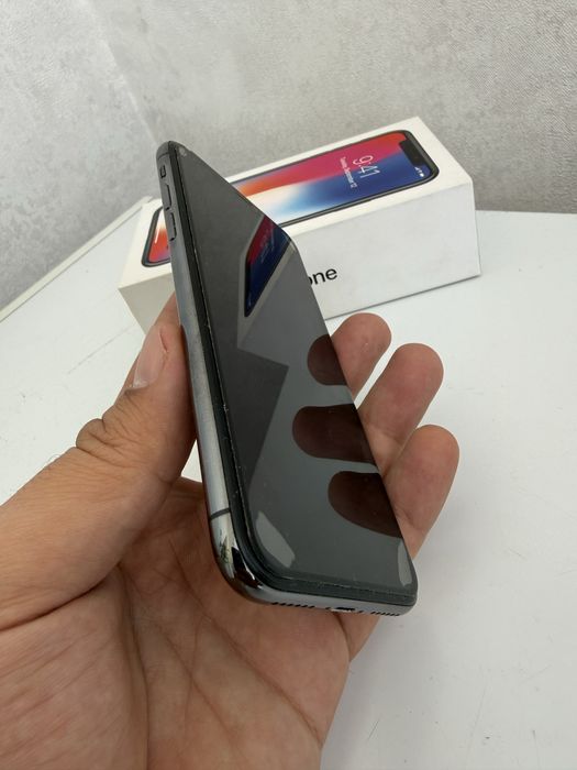 Продам IPhone X 64 gb