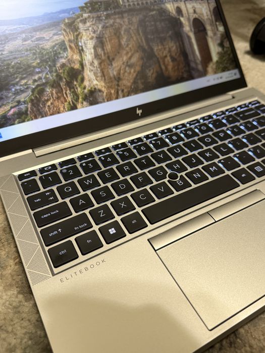 Срочно ! Hp elitebook  core i7 IT Trading oqish Dastirlash