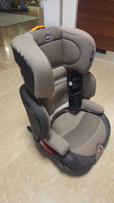 Автокресло Chicco oasys 2-3
