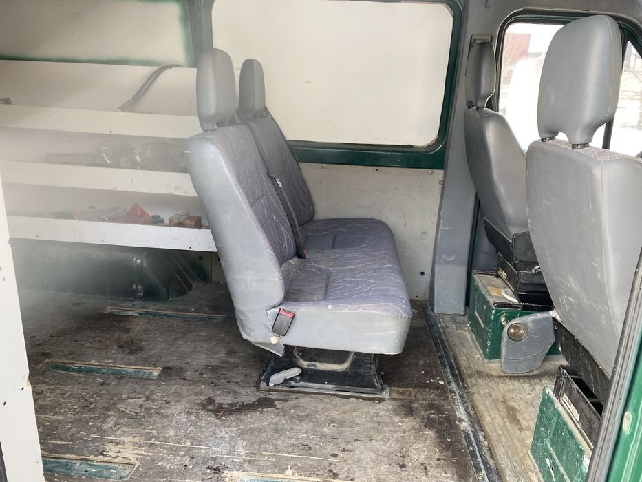 Vînd sprinter 2003 motor 2.2