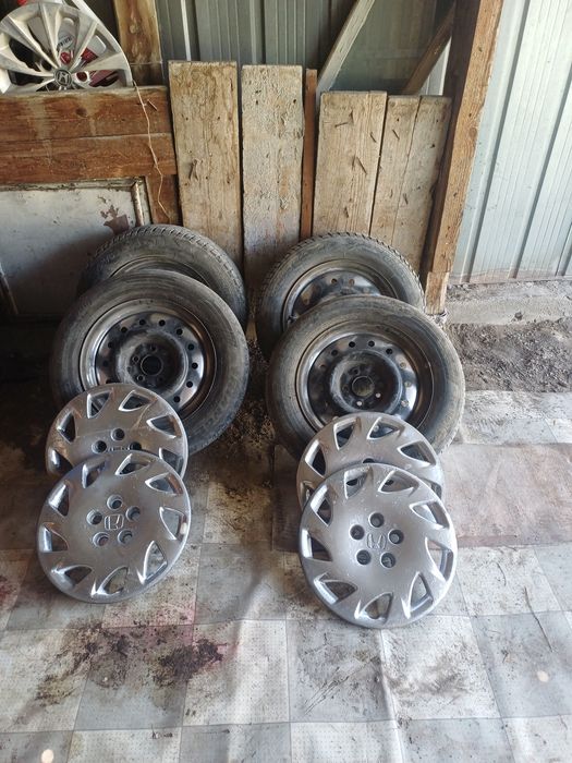 Продам Диски с резиной R16