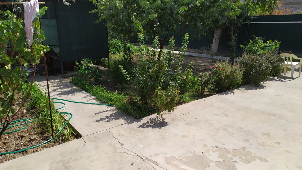 Продаётся дом на 3 семьи, возможны варианты