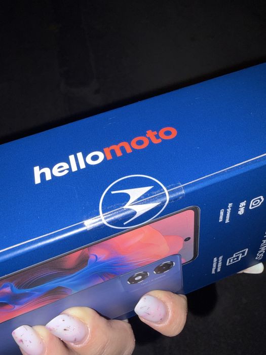 Vand telefon Moto g04