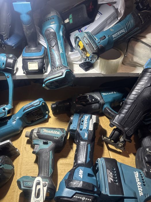 Scule Makita pe baterie