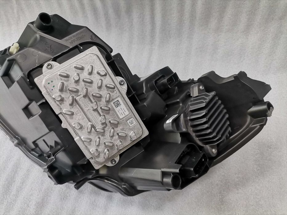 Нов Оригинал Десен Фар Full LED Peugeot 208 2008