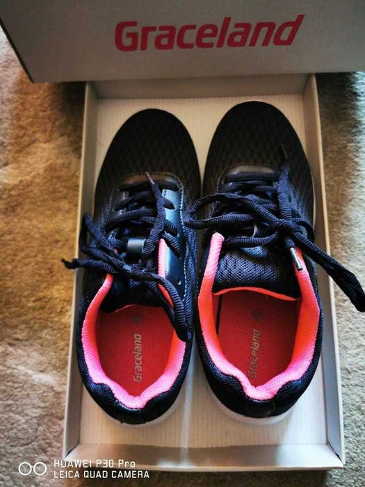 ежедневни спортни обувки