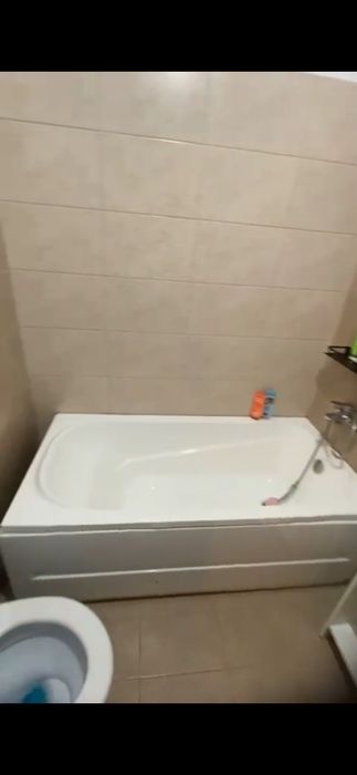 Închiriez garsonieră