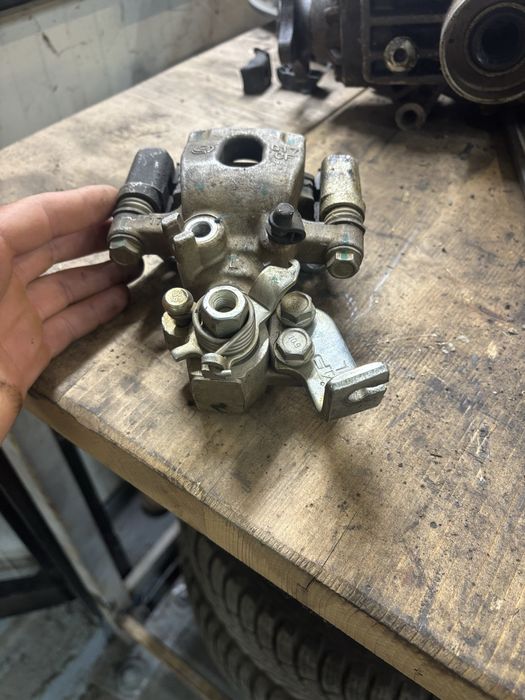 Etrier frana spate stanga cfMoto 450