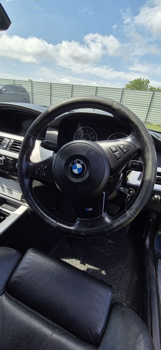Volan M bmw seria 5 e60 e61 model cu cartela
