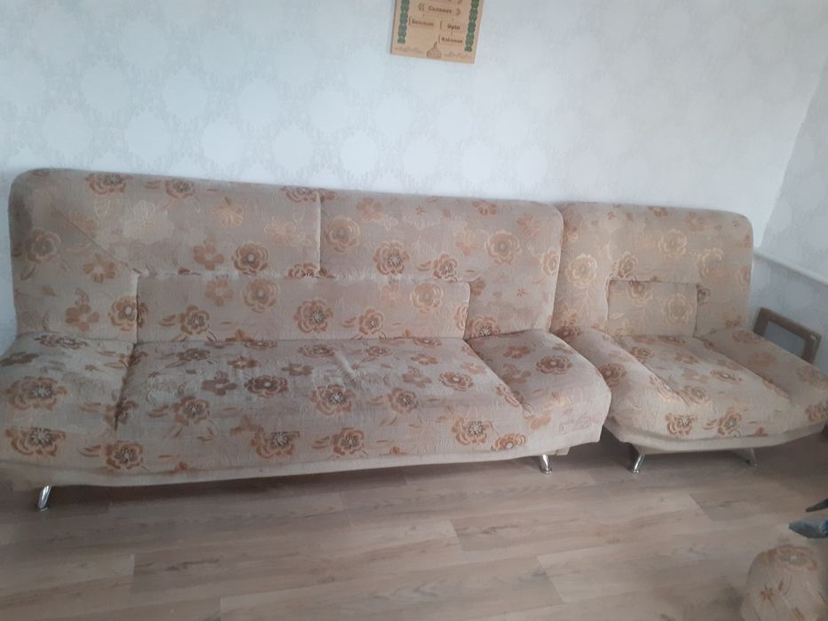Продам диван 20000тг