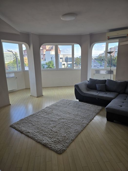 Apartament 3 camere de vanzare in zona Nufarul  / Lotus