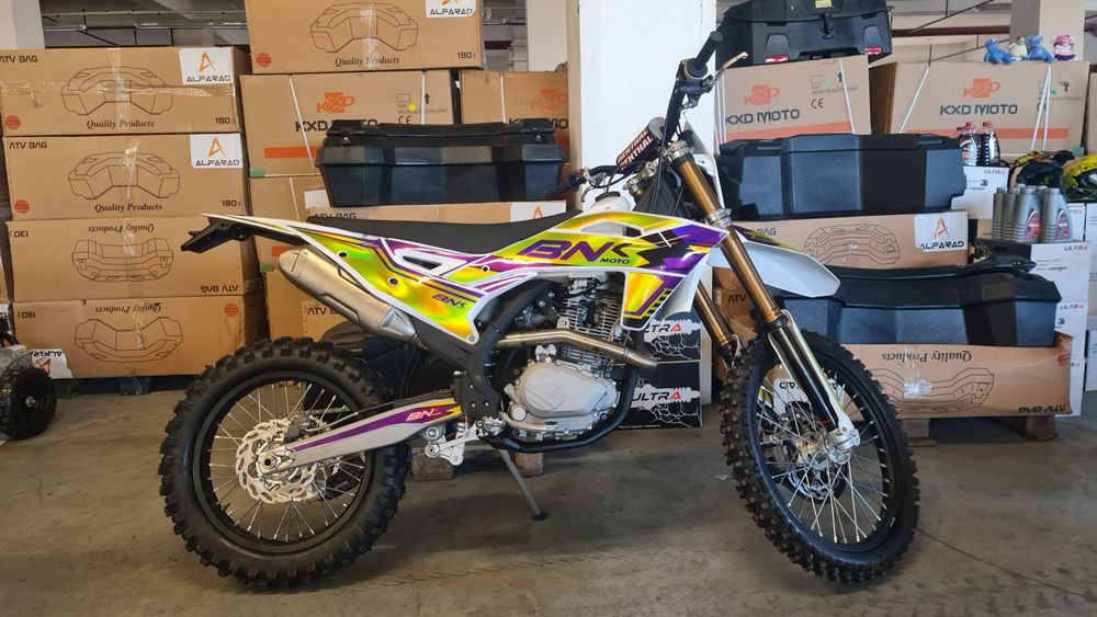 Motocross Cross Enduro 300cc Injectie BNK Nou E-Start 21/18inch Bord