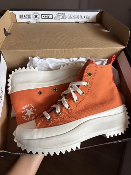 Чисто нови обувки converse купувани от чужбина