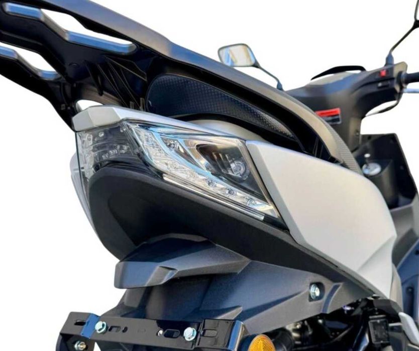Scuter pe Benzina Fara permis cu CIV RAR inclus Injectie 49cc Motor EFI Euro 5 Viteza maxima 25km/h