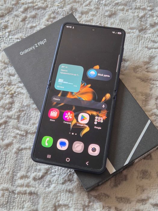 Продам Samsung Z Flip 7 256 gb blue