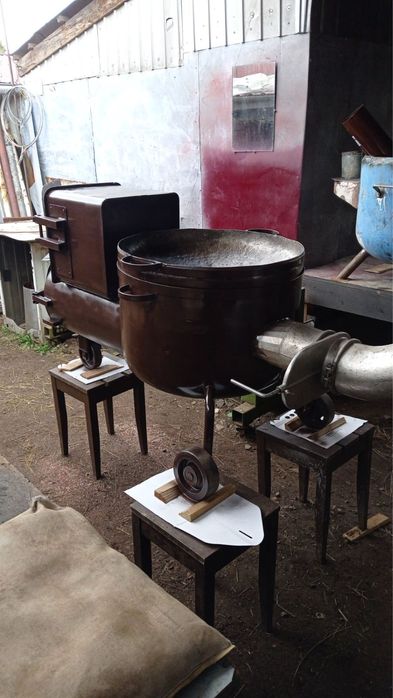 De vanzare ansamblu gratar, cuptor si ceaun